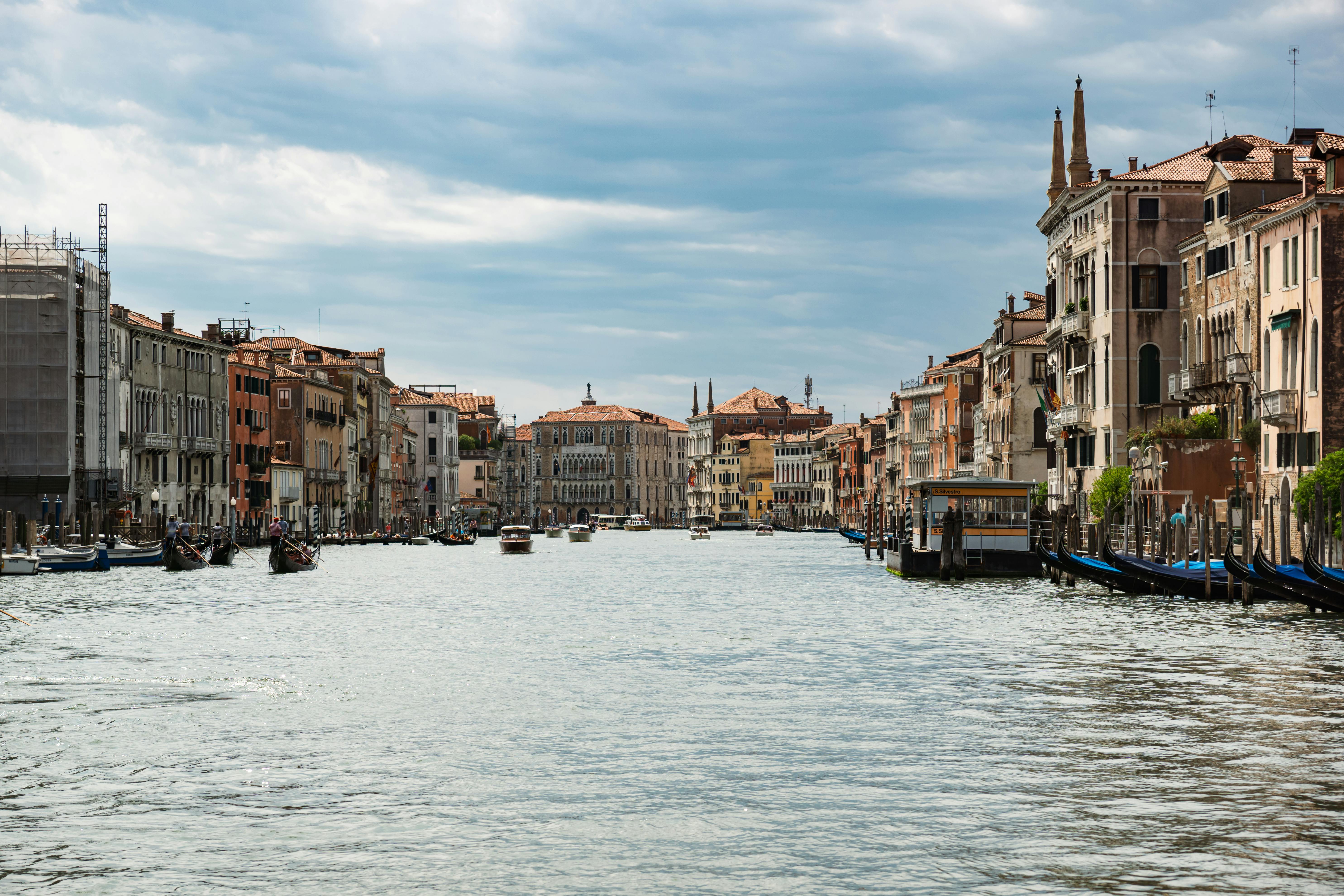 Venice Biennale: kunst als wereldpodium onder politieke druk