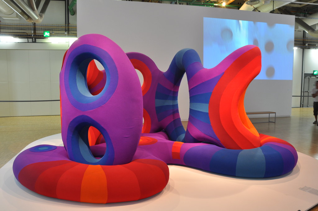 Verner Panton: de ontwerper die kleur bevrijdde