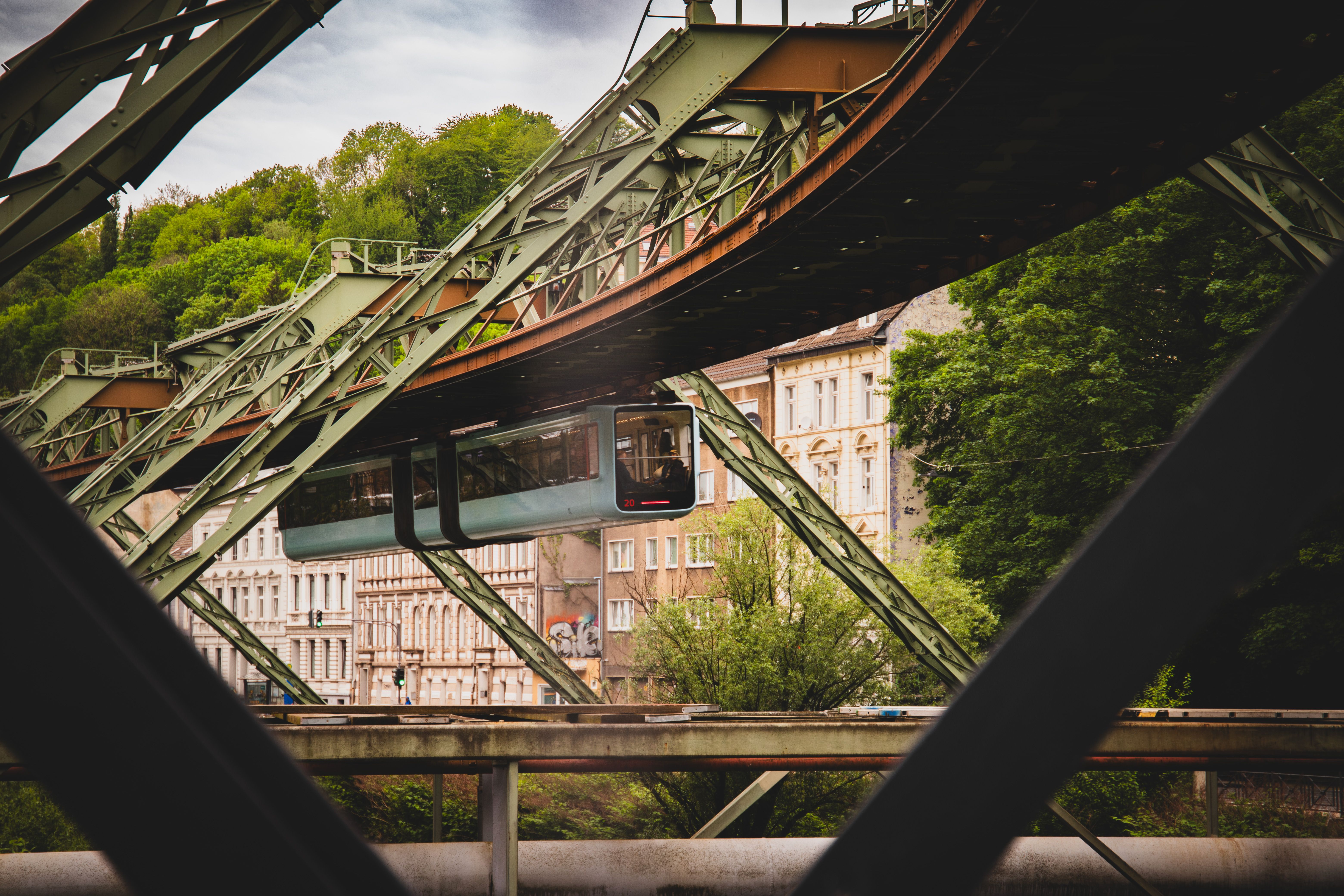Een weekend Wuppertal: zweven boven de rivier, wandelen over het oude spoor