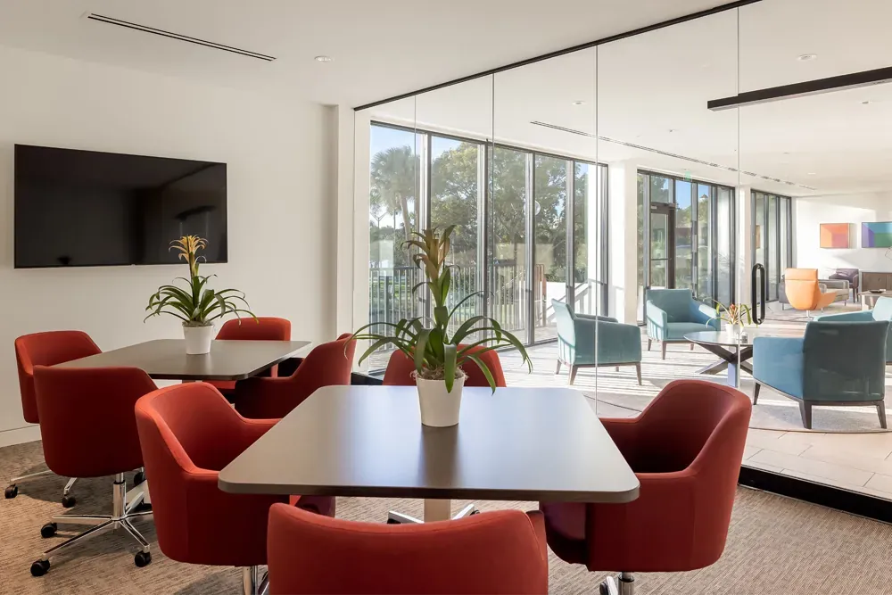 retail renovation contractor