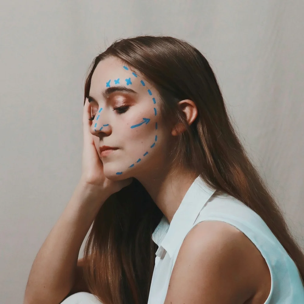 Нитевой лифтинг лица: полный гайд о процедуре