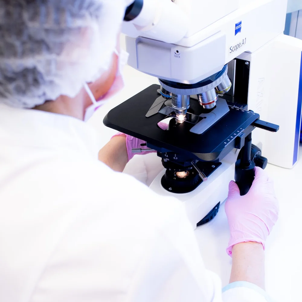 Высокий уровень комфорта и безопасности, или по каким критериям стоит выбирать клинику пластической хирургии и косметологии