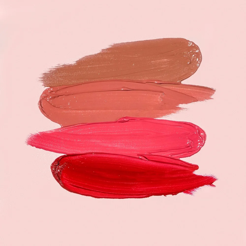 Лучшие стойкие помады для безупречного макияжа