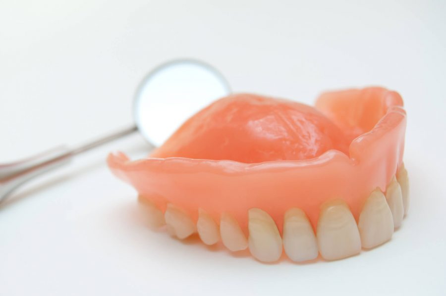 Illustration of Dentures in Pompano Beach