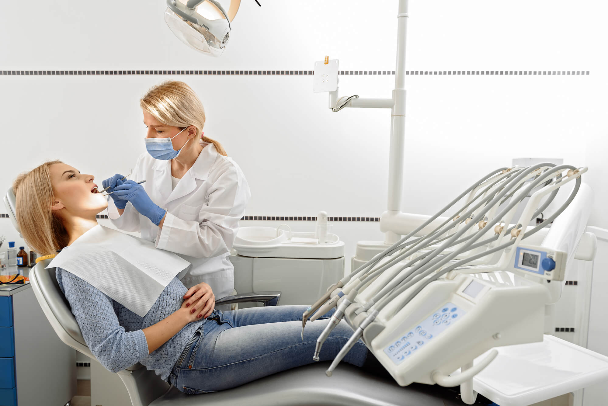 Prosthodontist from Pompano Beach dental work