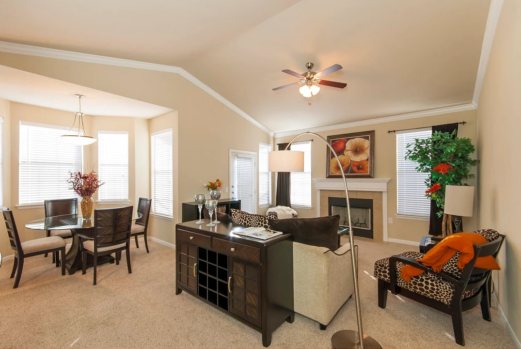 The Mansions at Hickory Creek