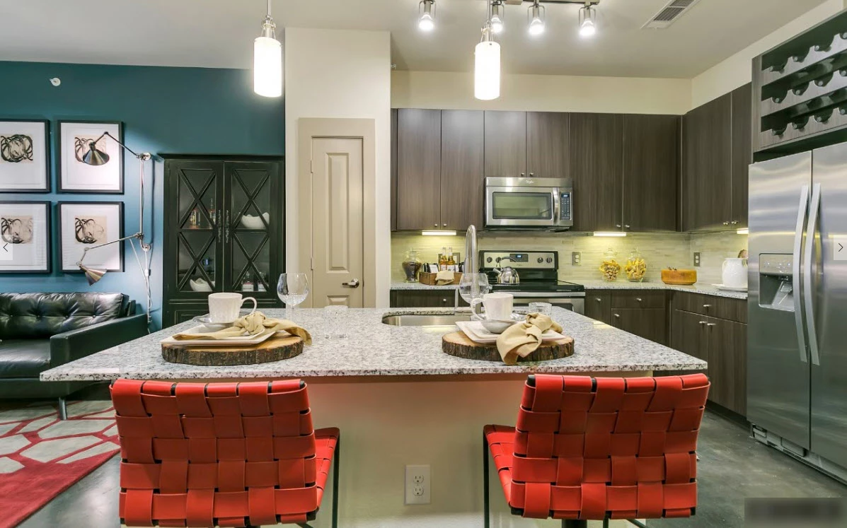 Cayman Las Colinas