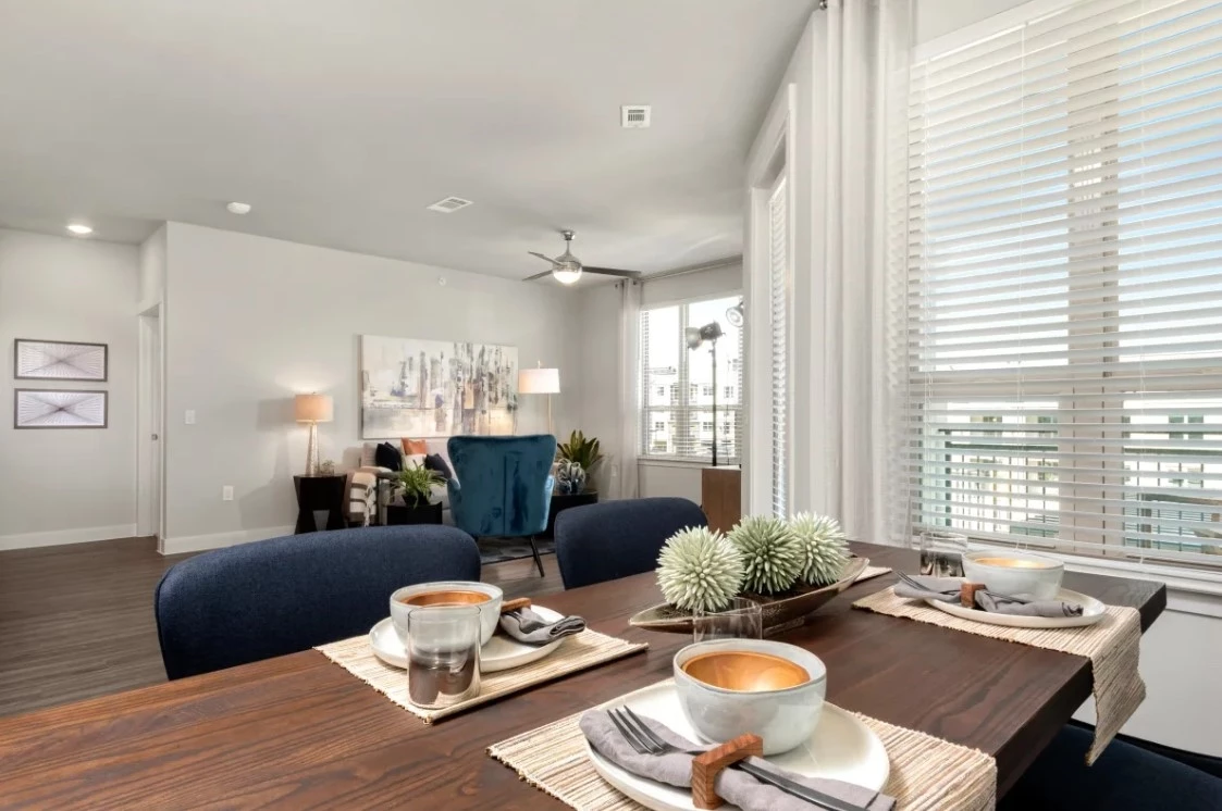 Brightleaf at Lakeline