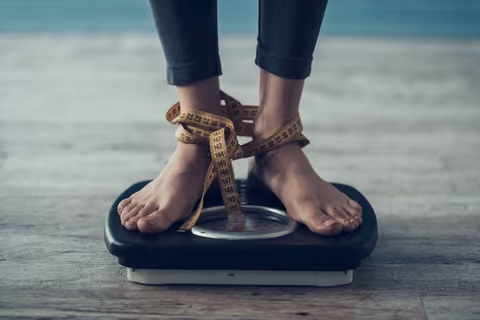 Losing weight is one of the knee inflammation treatment options.
