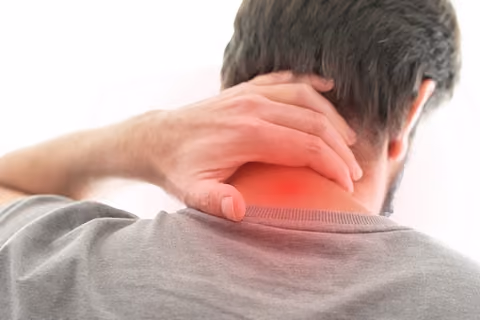 Muscle ache is one of the pulled neck muscle symptoms.