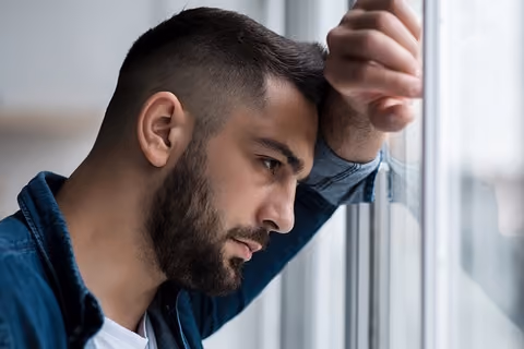 Anxiety and discussion are common symptoms after concussion injuries.