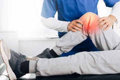 Why Is My Knee Hurting? 9 Common Causes of Knee Pain