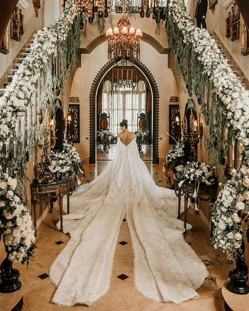 plan a destination wedding - luxury event and lifestyle concierge - destination wedding planner - luxury Chinese wedding planner