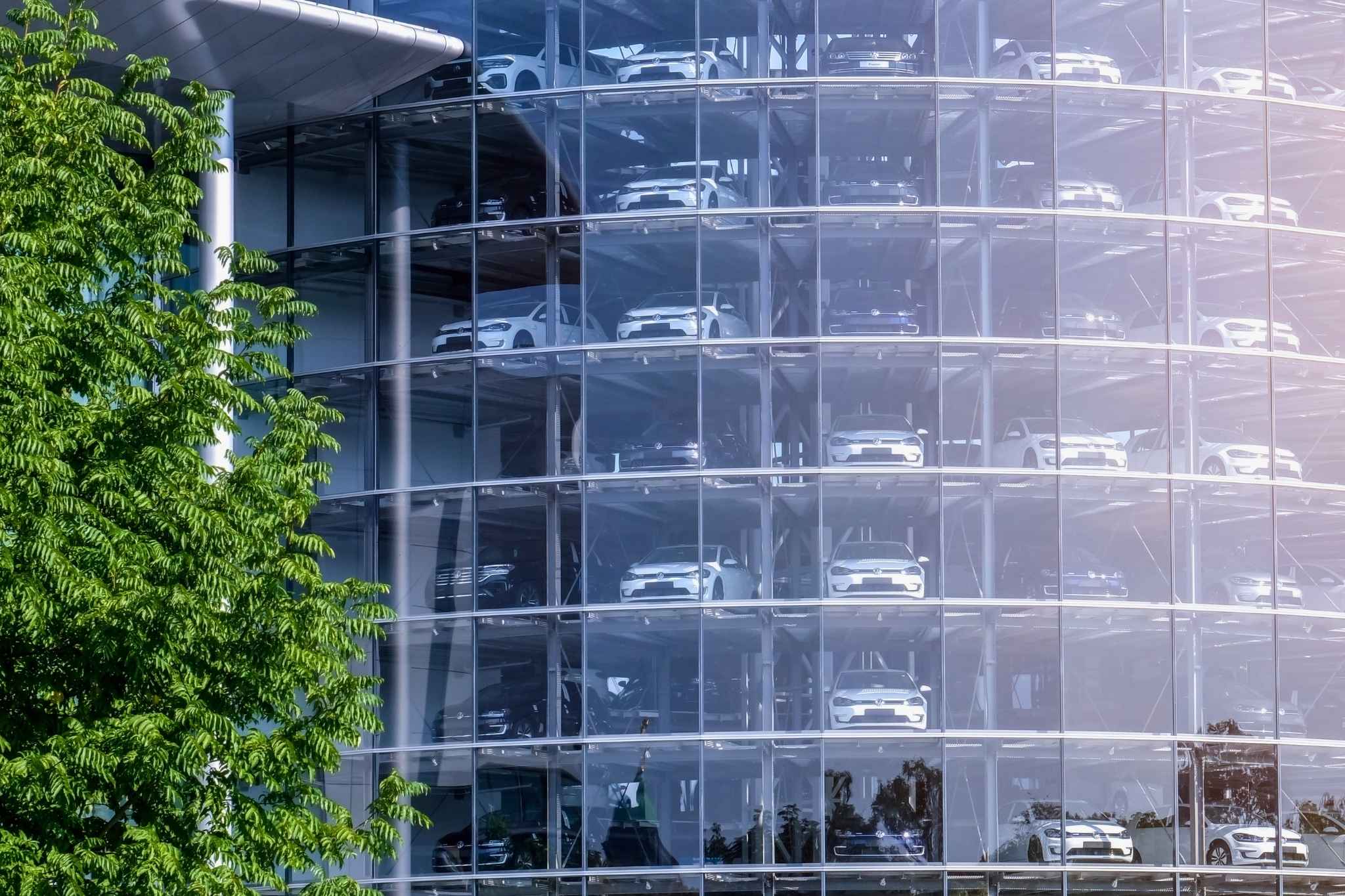 Crisi dell’auto: perché Volkswagen è il simbolo di un’industria in affanno