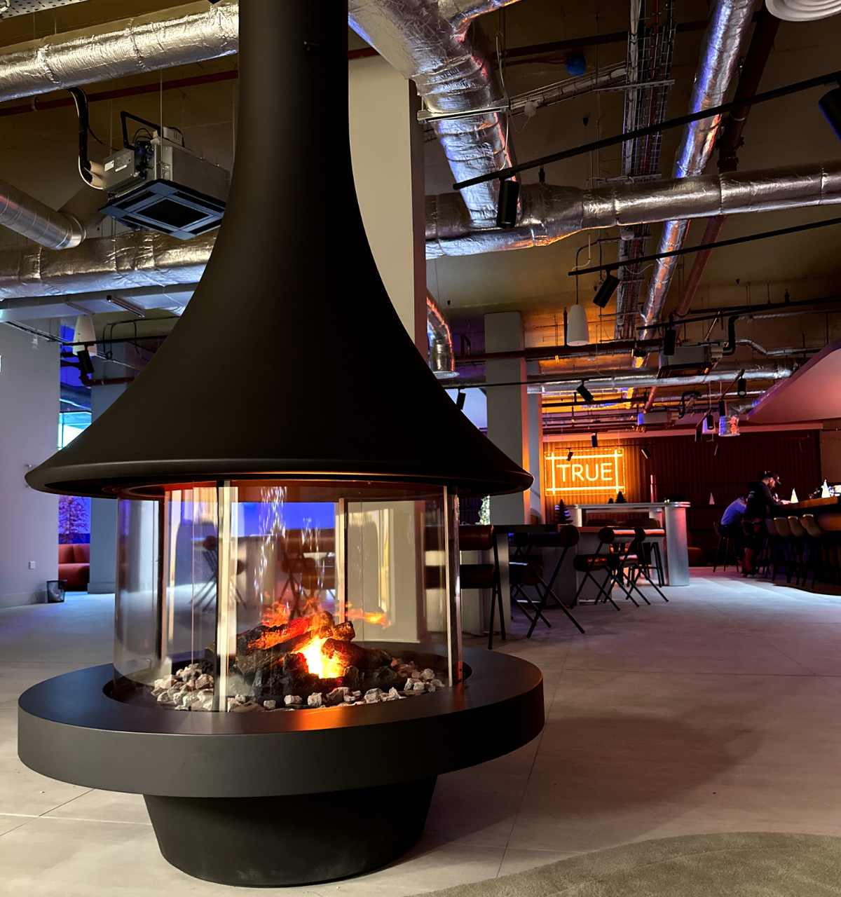 Bathyscafocus Holographic Fireplace