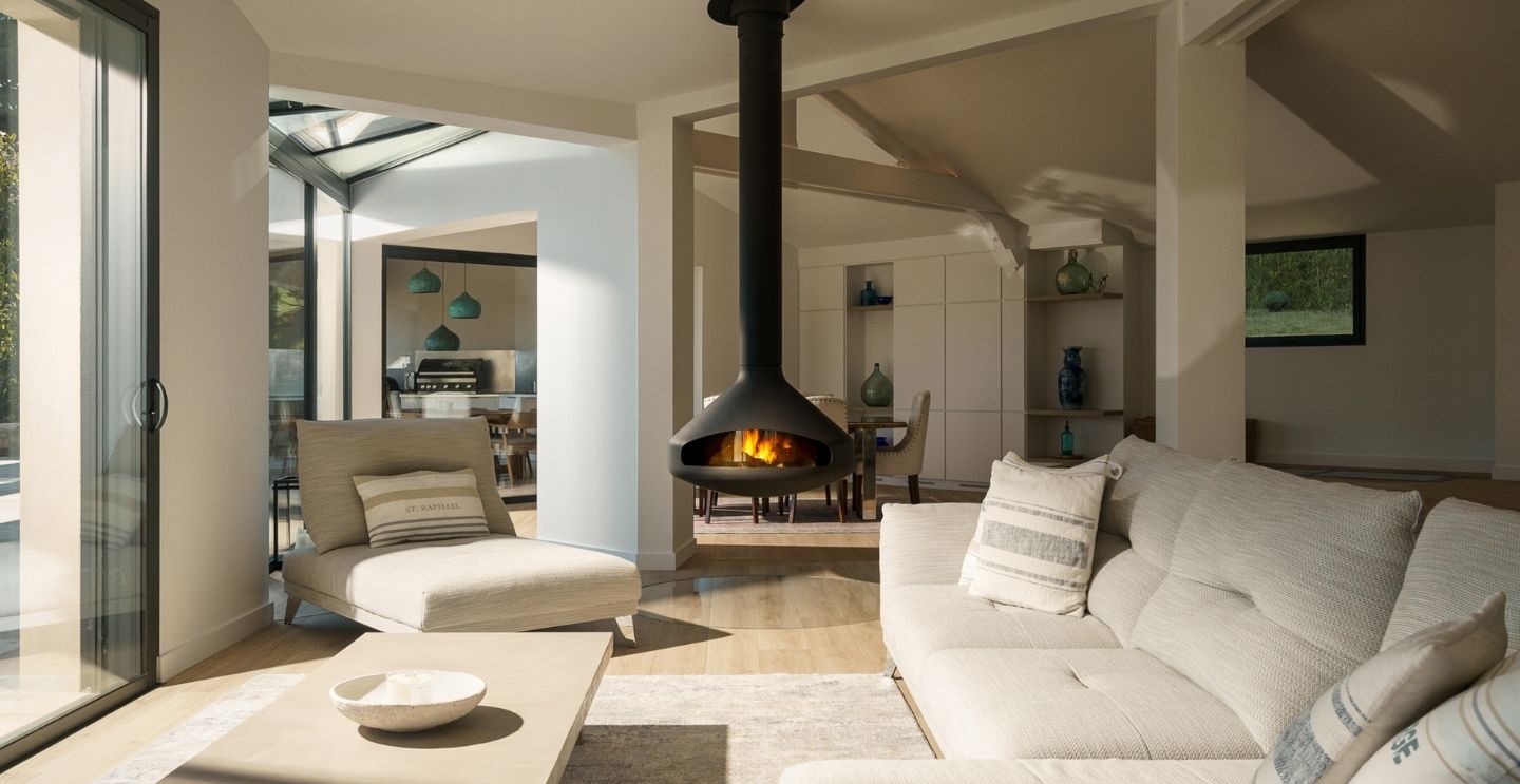 Ergofocus glazed woodburning fireplace