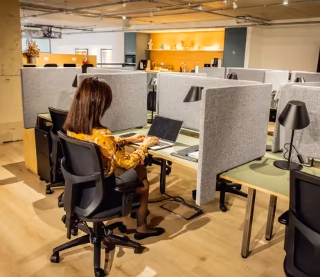 Dedicated Desk