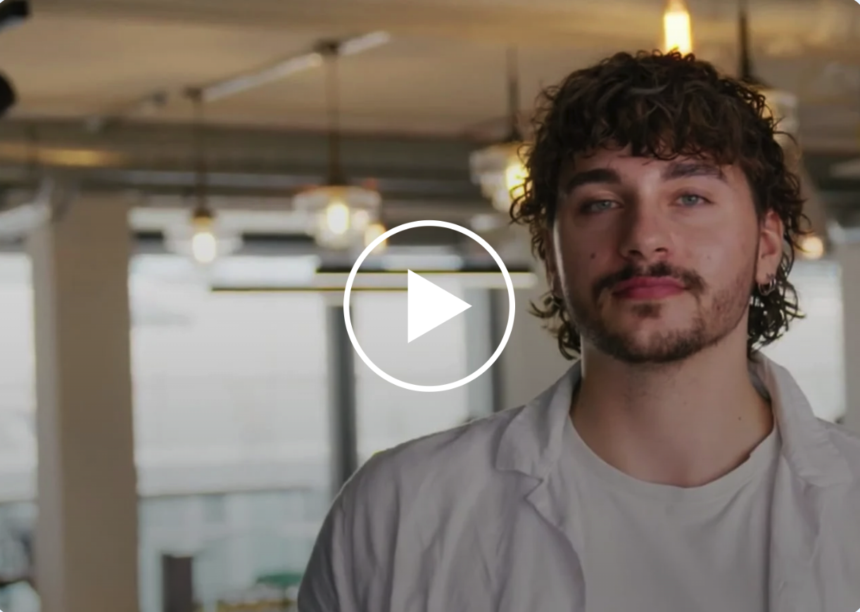 Male revolut employee