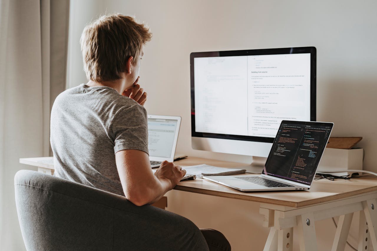 Why  Use CalendarLink Add-to-Calendar Links Over AI-Generated Ones