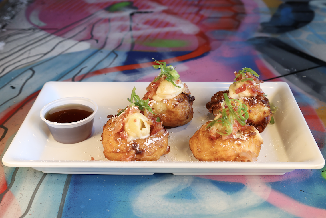 Agave & Rye Mac and Cheese Beignets