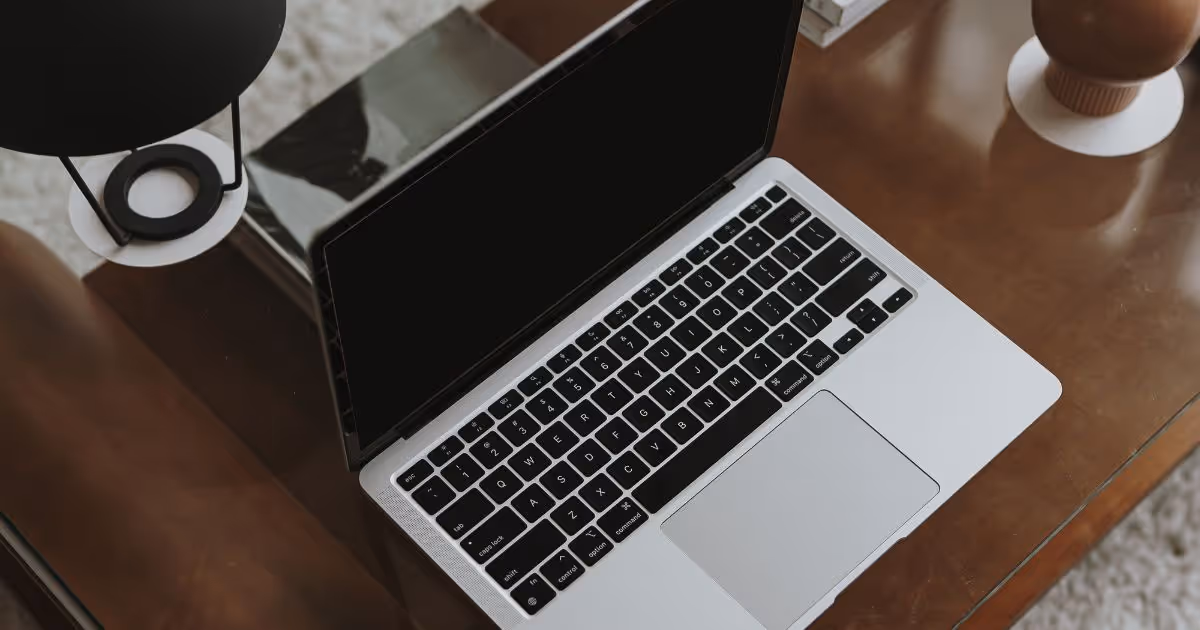 What are the Legal Aspects of Credit Card Payment Methods for Freelancers?