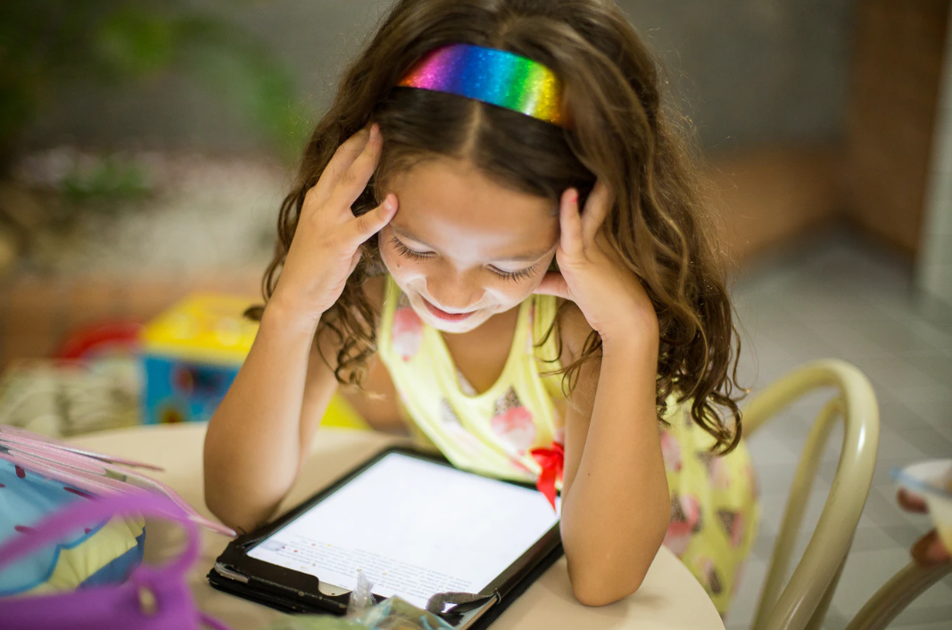 Work from home with kids - Screen time