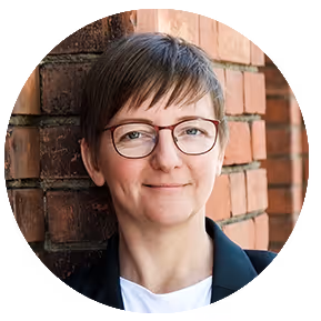 Portrait von Bettina Dessaules, Gründerin von Bau.Kultur.Raum