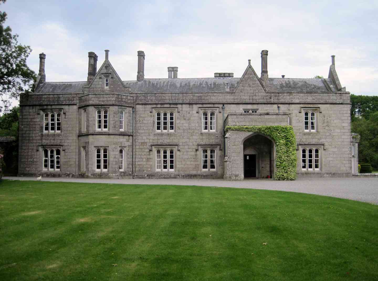 Five Irish manor houses for a staycation in another era