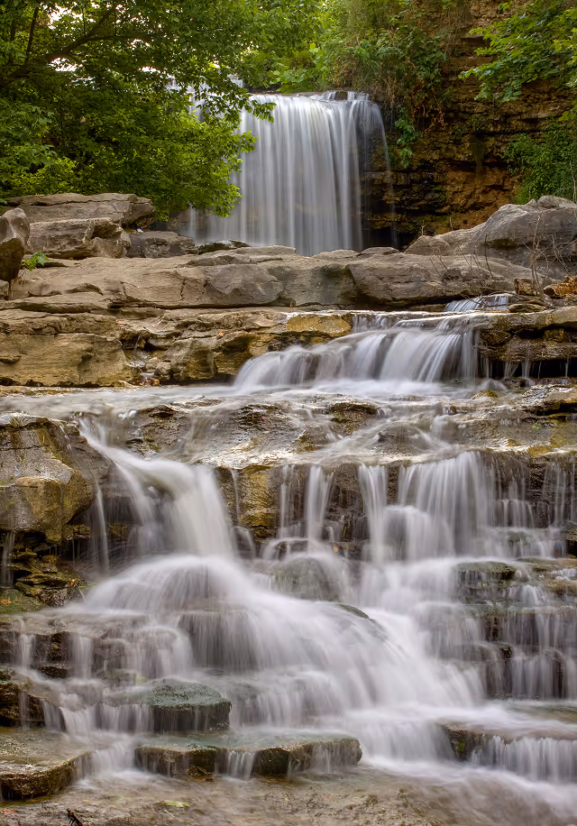 Tanyard Creek falling from Lake Windsor in Bella Vista