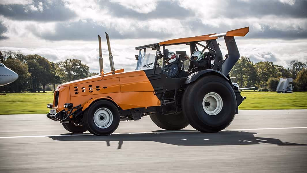 Världens snabbaste traktor
