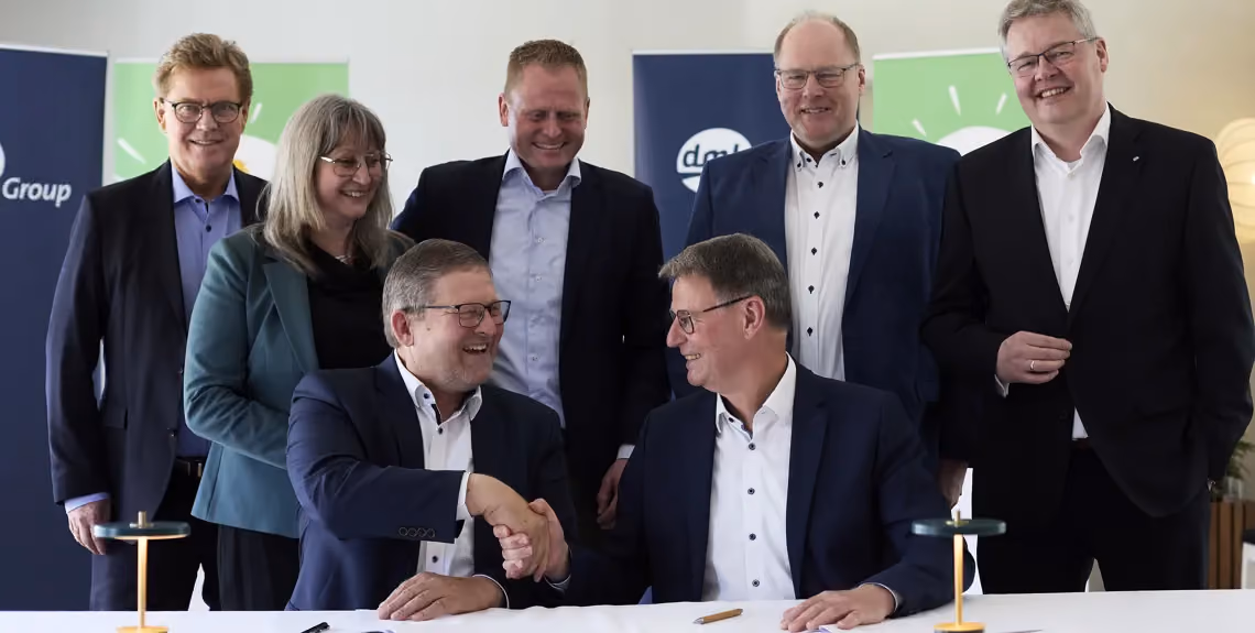 Arla och DMK bildar Europas största mejeri-koncern
