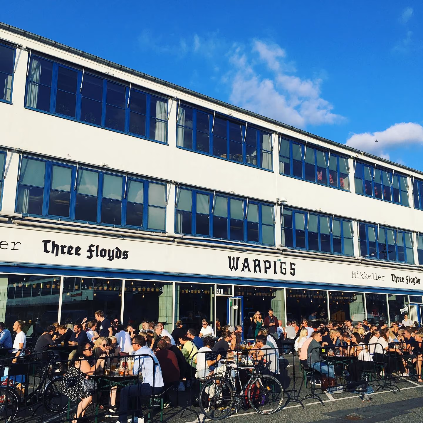 Warpigs Brewpub