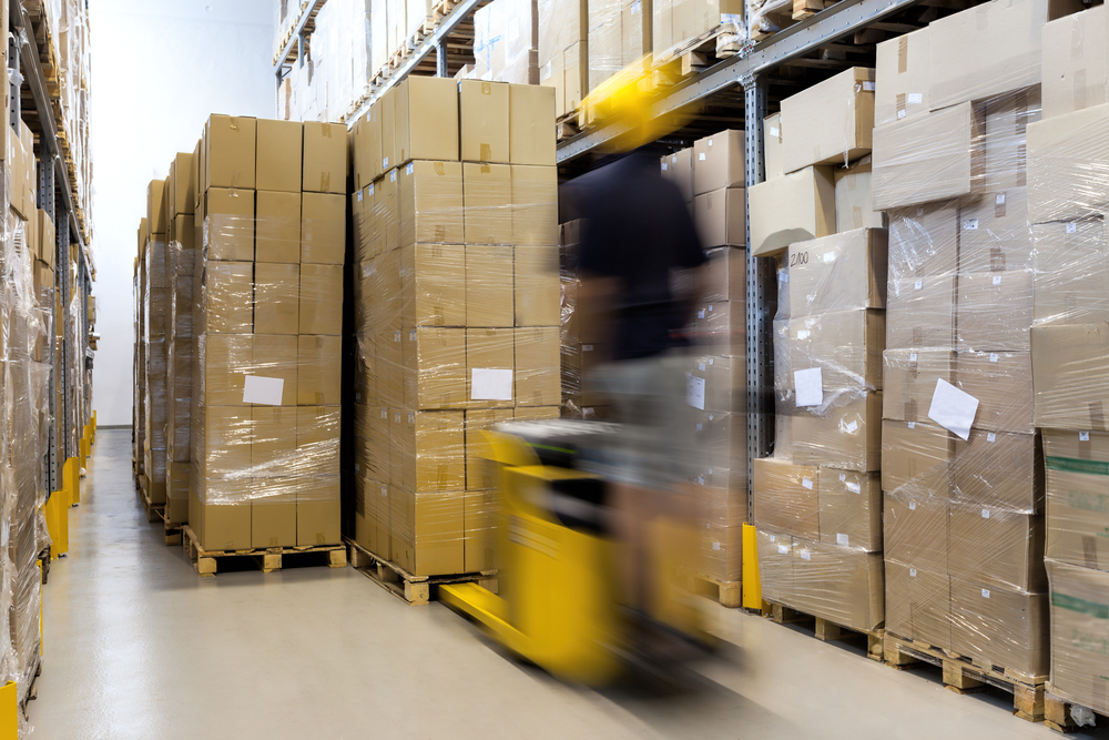 Traceability across products and supply chains 