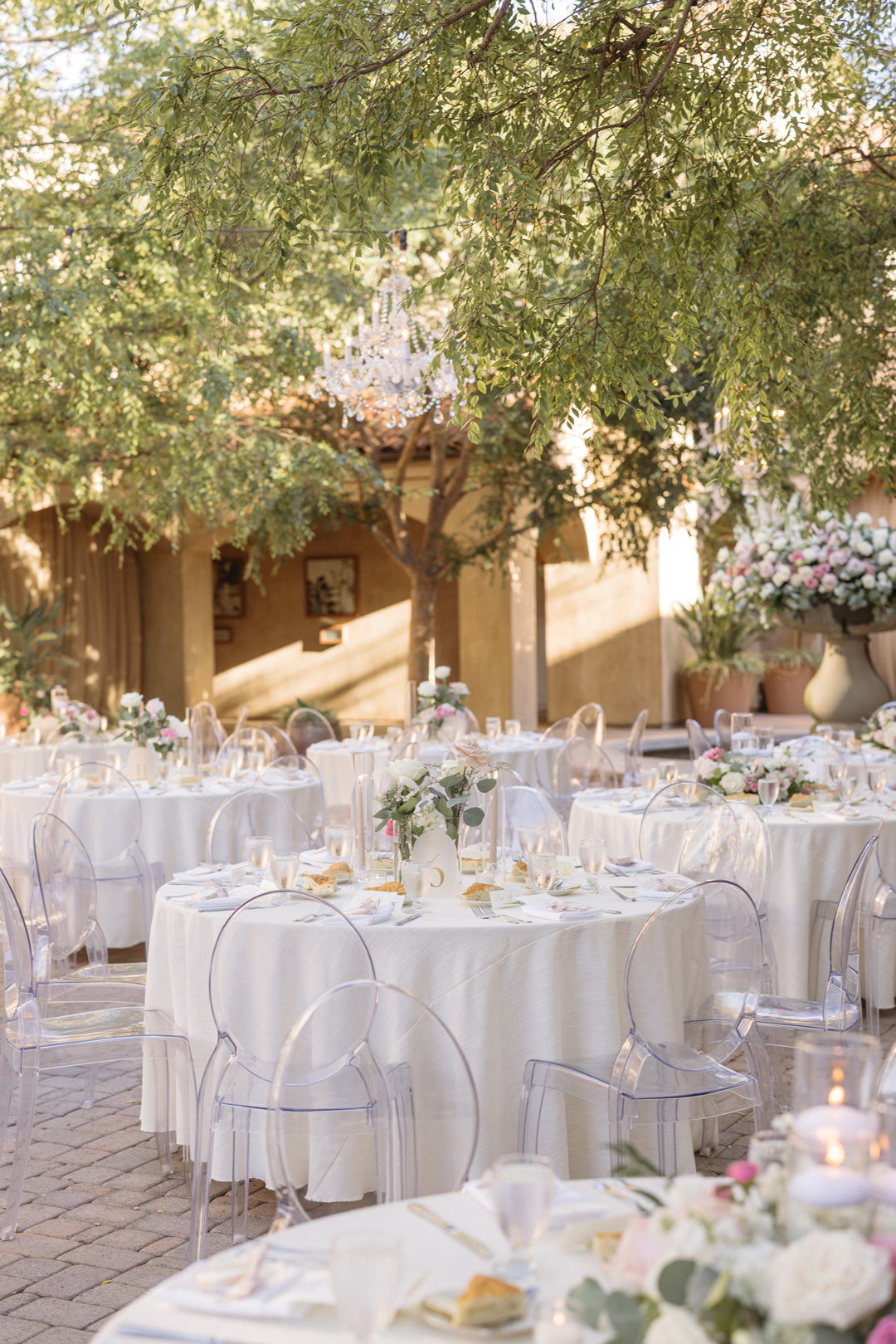 Blush outdoor wedding reception during the summer.