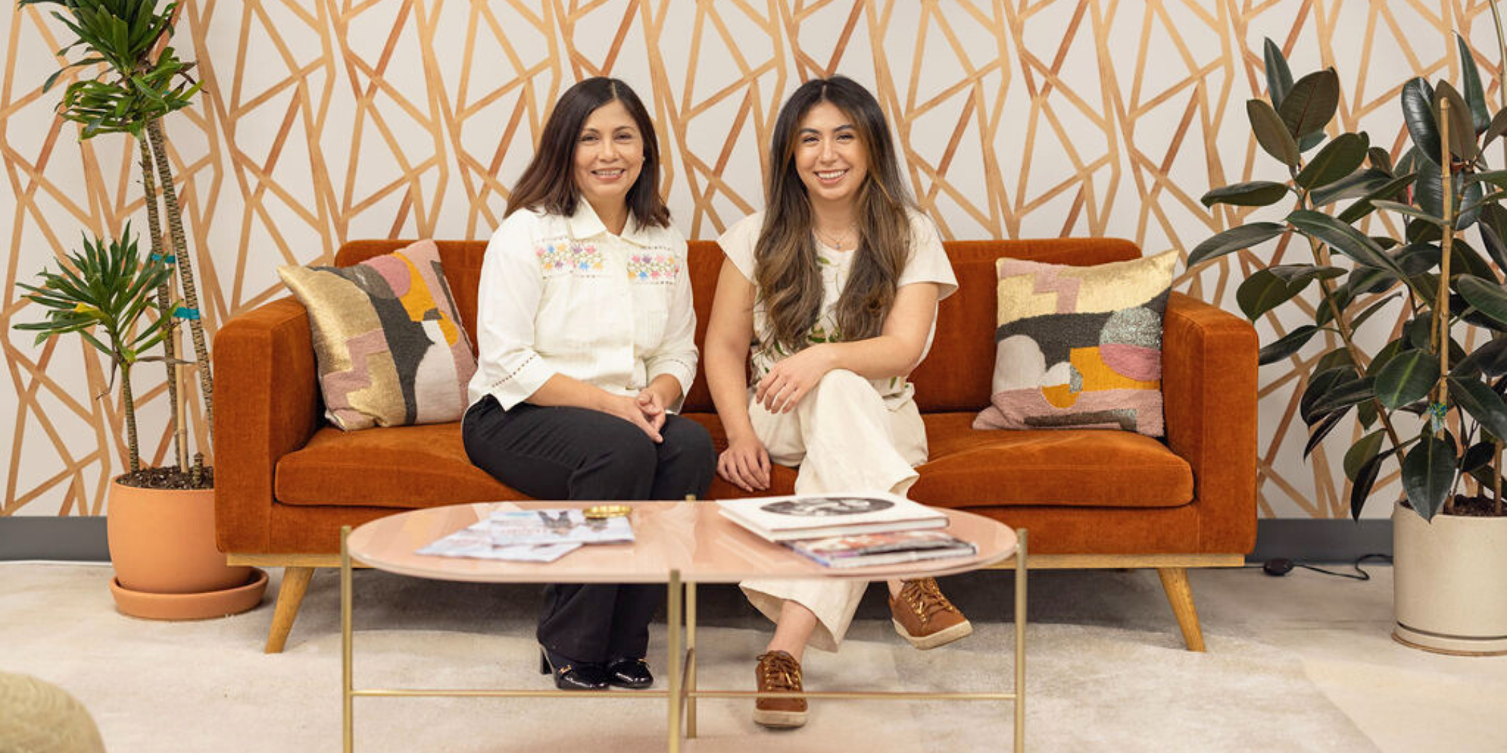 Miriam and Alexa Cid Carrera, owners of La Casa de Mamá