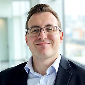 Dr. Jonathan Rösler