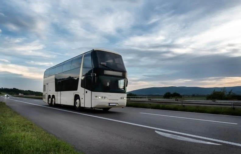 Üle 3,5t kaaluvate busside e-maksu kehtestamine Ungaris: Põhjalik juhend