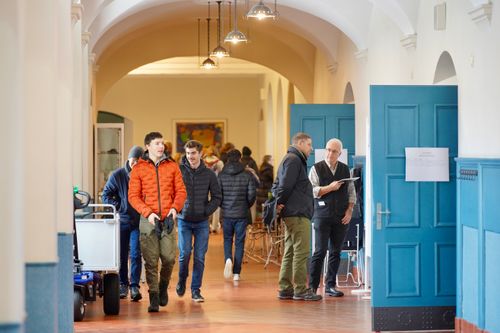 Viel Betrieb in den Gängen des Hauptgebäudes