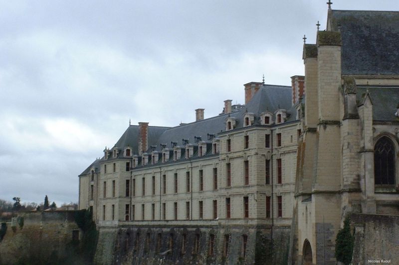Thouars