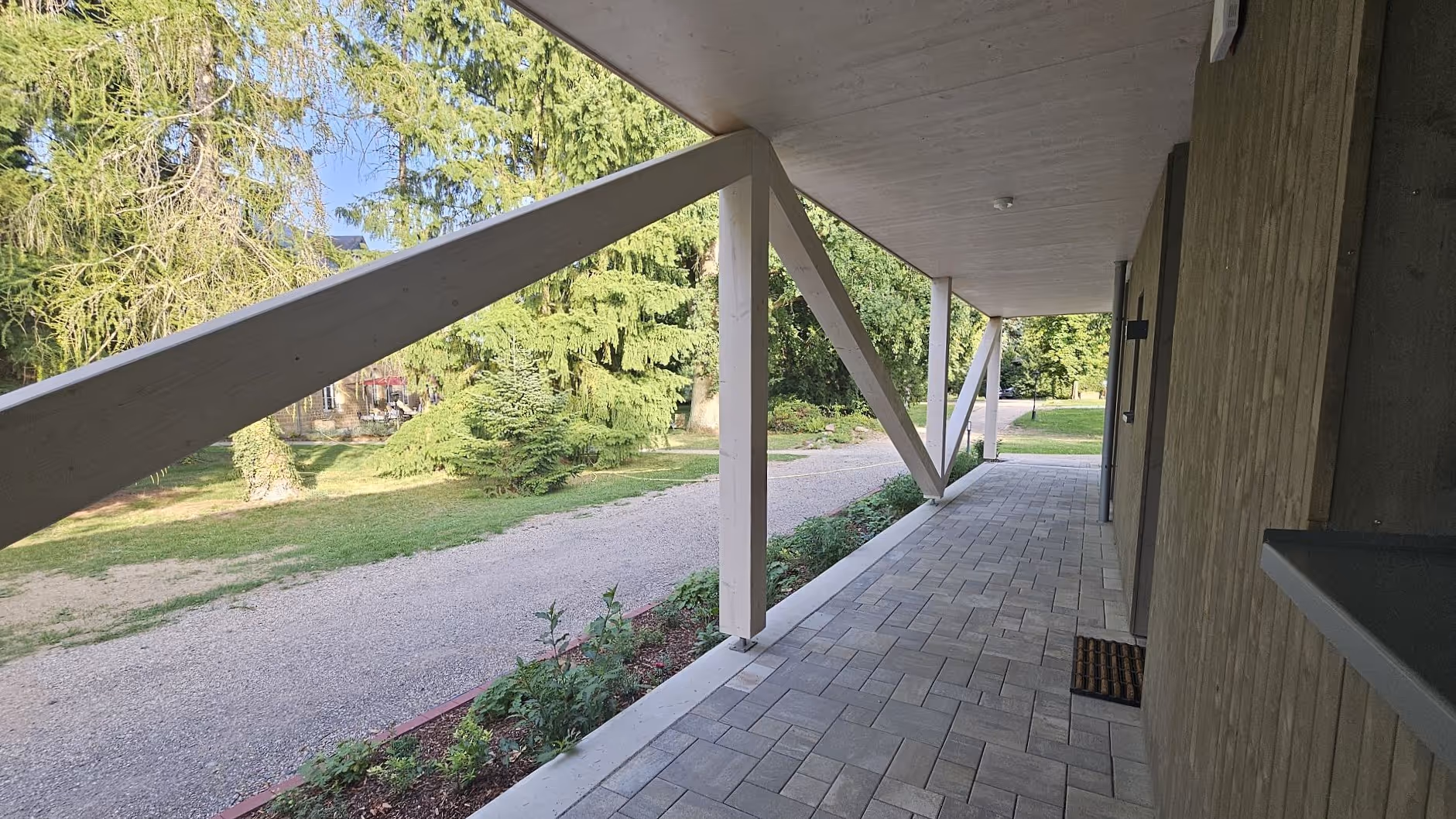 Outside the new Tannenhaus