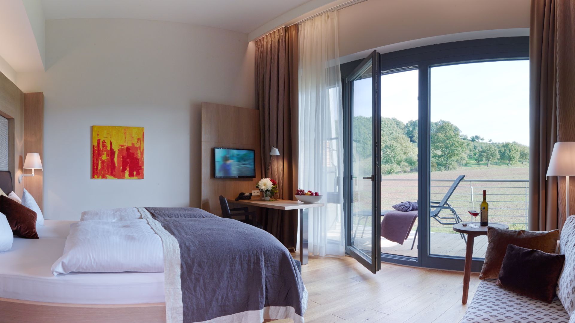 Doppelzimmer Haus Igelsberg mit Balkon und Landschaftsblick