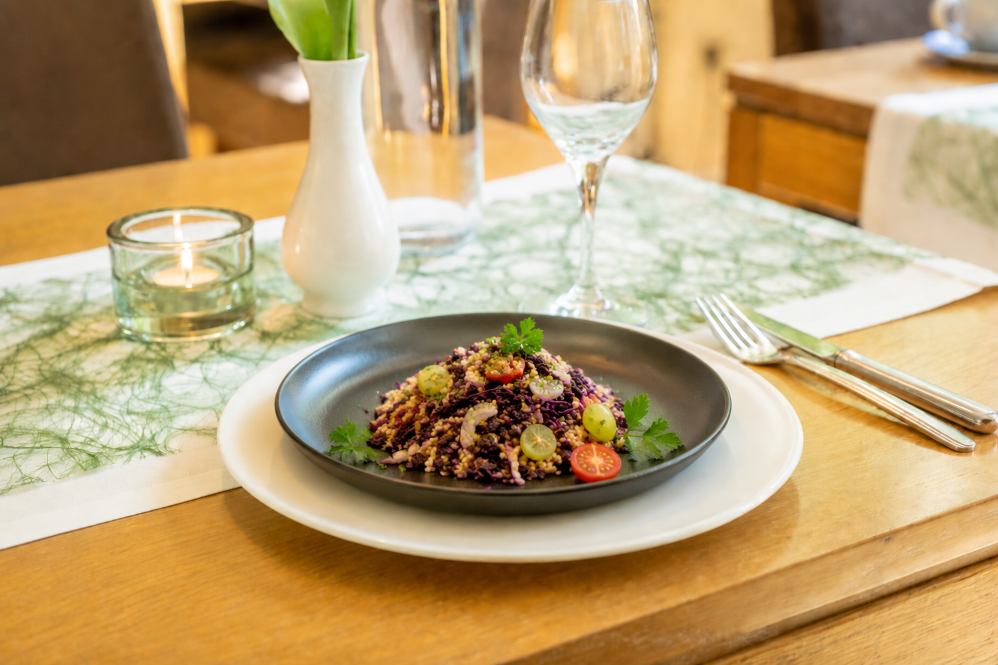 Rotkohl-Bulgur-Salat