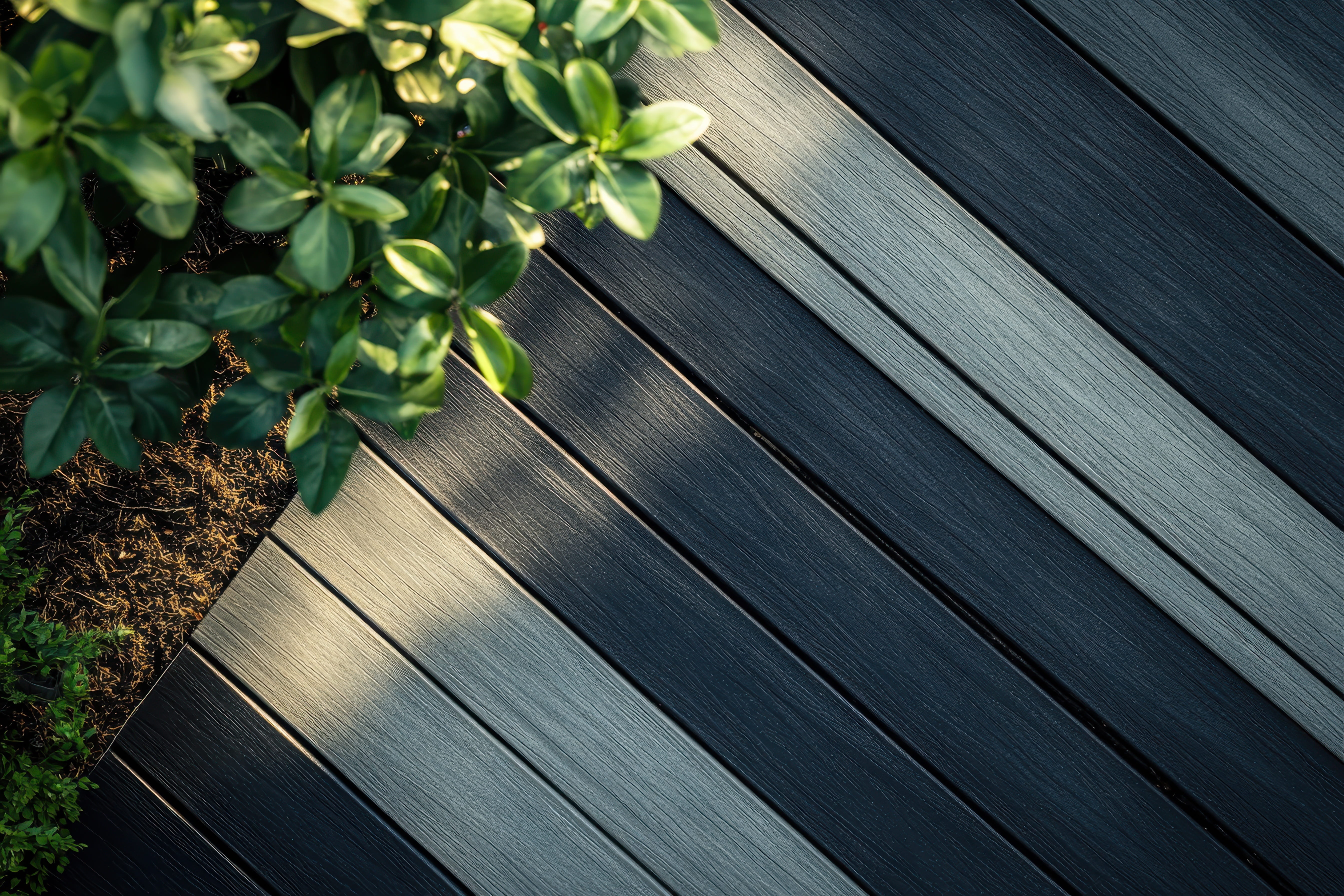 Low-Maintenance Deck Options for Busy Denver Homeowners