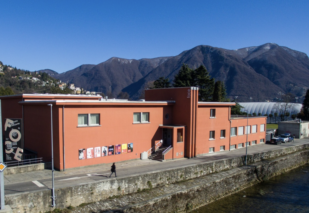 Uno dei bar de La Soleggiata si trova all'interno dei Bagni Imperiali delle Cave di Arzo