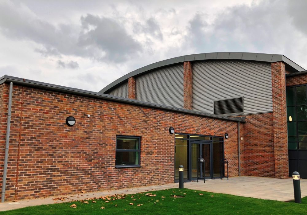 Urheiluhalli palvelunumerointi