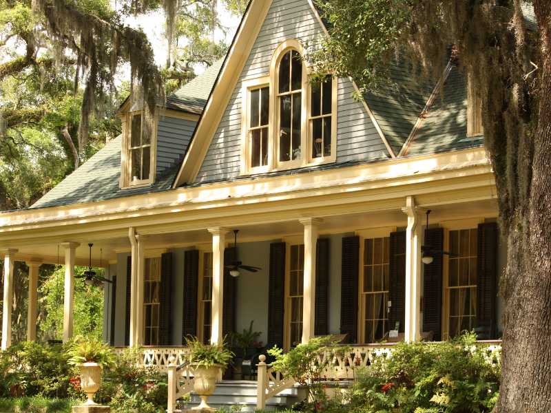 Holbrook, MA community where Oak Grove Insurance provides home and auto coverage