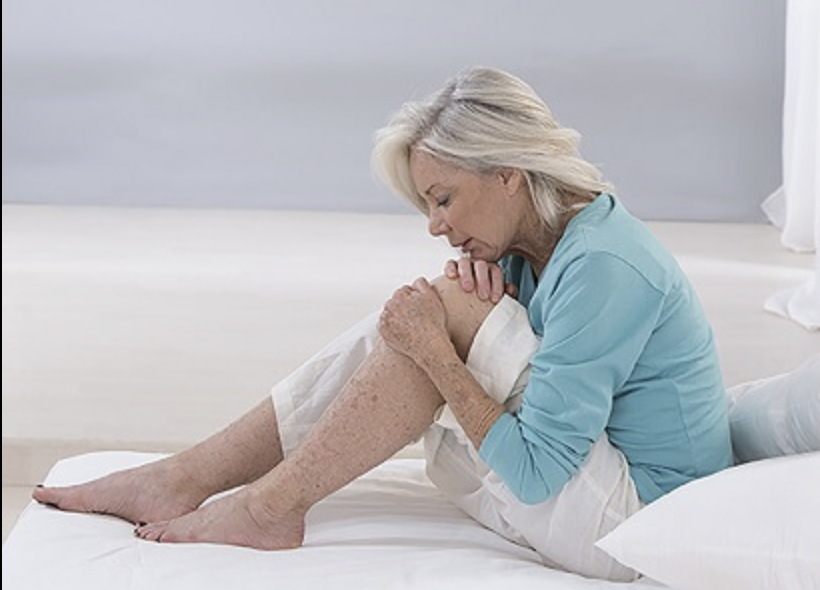 Why Knee Pain Feels Worse at Night