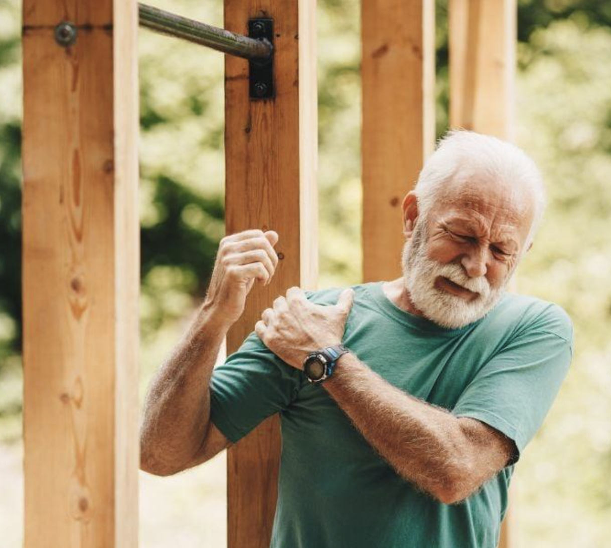 Why Your Shoulder Hurts When You Lift Your Arm