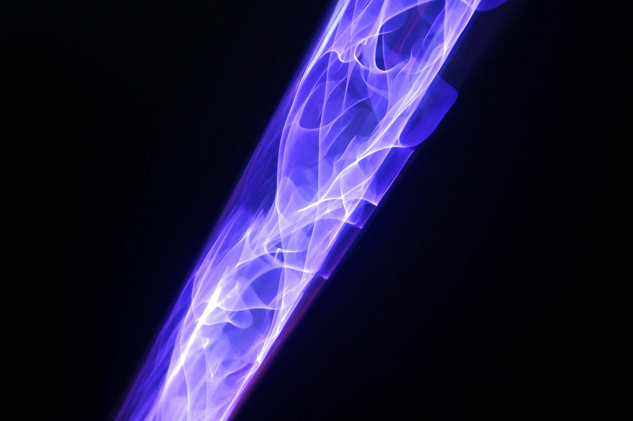 Hephaestus pioneers AI physics and materials discovery to accelerate plasma control and fusion.