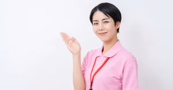 子育て中に介護の仕事に復職する方法は？スキマバイトで使えるアプリ3選！